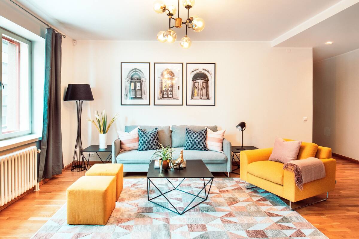 Apartment, 3 Bedrooms, Kitchen | Living room | Flat-screen TV