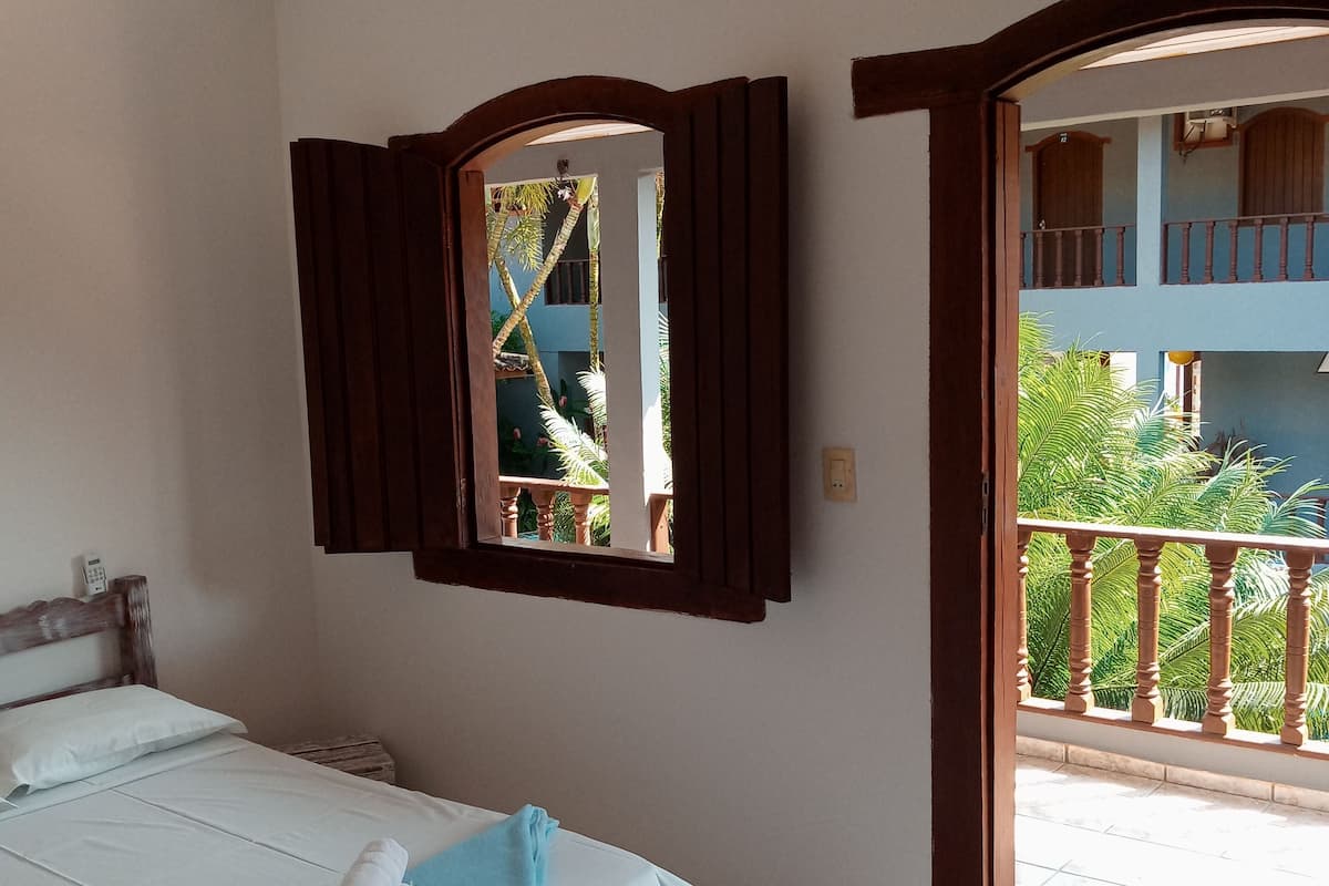 Double Room | Minibar, soundproofing, iron/ironing board, free WiFi