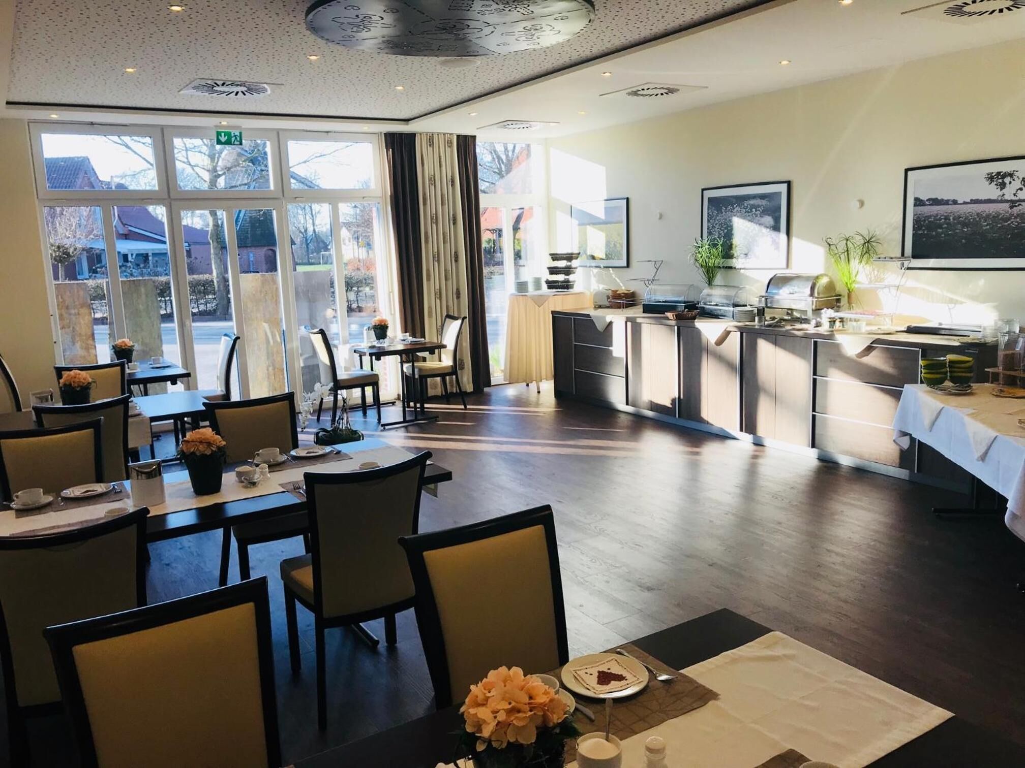 breakfast and dinner served