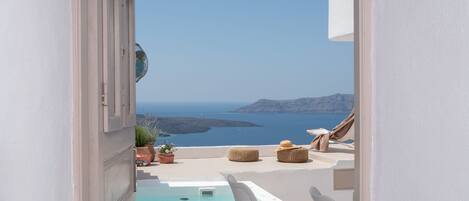 Exclusive Villa (Globe) | Balcony