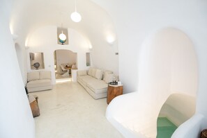 Exclusive Villa (Globe) | Living area | Flat-screen TV - Globe Suites (Santorini)