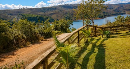 Charme e Aconchego - Casa para 10 pessoas com 3 quartos
