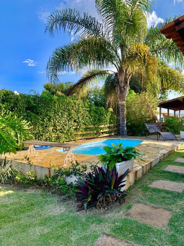 Charme e Aconchego - Casa para 10 pessoas com 3 quartos