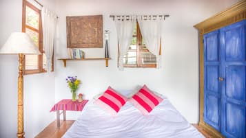 Villa Comfort, letti multipli, vista lago, lato lago | 3 camere, con stile personalizzato, con arredamento individuale