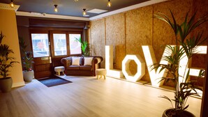 Interior entrance - Sleep Eat Love - Hostel (Liverpool)