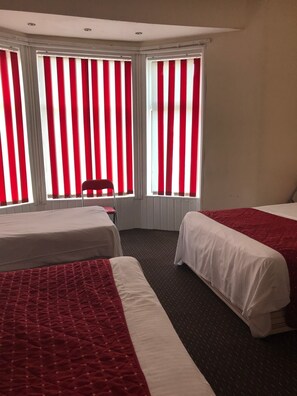 Soundproofing, iron/ironing board, bed sheets - Chilton Hotel (Blackpool)