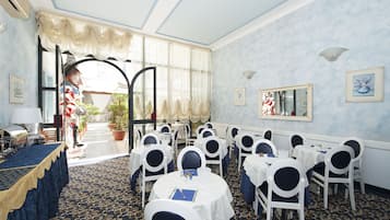 Gratis frukostbuffé varje dag