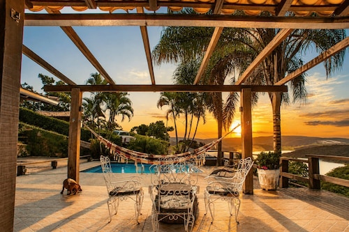 Vista do Lago - Casa para 16 pessoas com 5 quartos