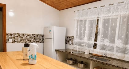 Vista do Lago - Casa para 16 pessoas com 5 quartos