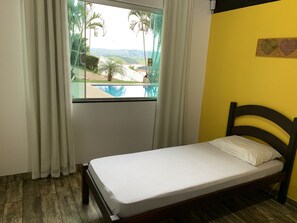 ทาวน์โฮม | 4 ห้องนอน, Wi-Fi ฟรี