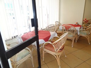 Breakfast, lunch, dinner served; local and international cuisine  - Regency Park Hotel (Mombasa)
