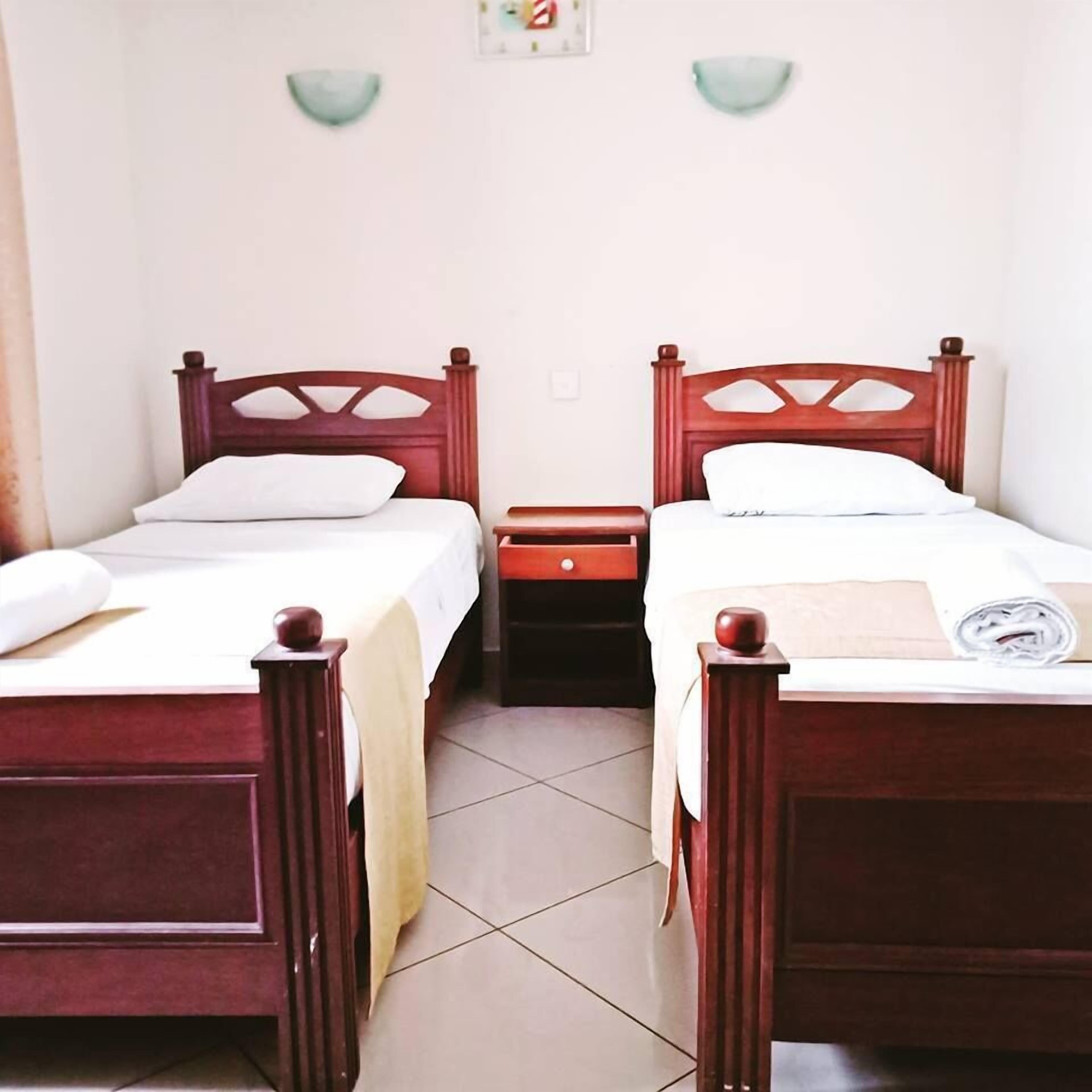 Iron/ironing board, free WiFi, bed sheets