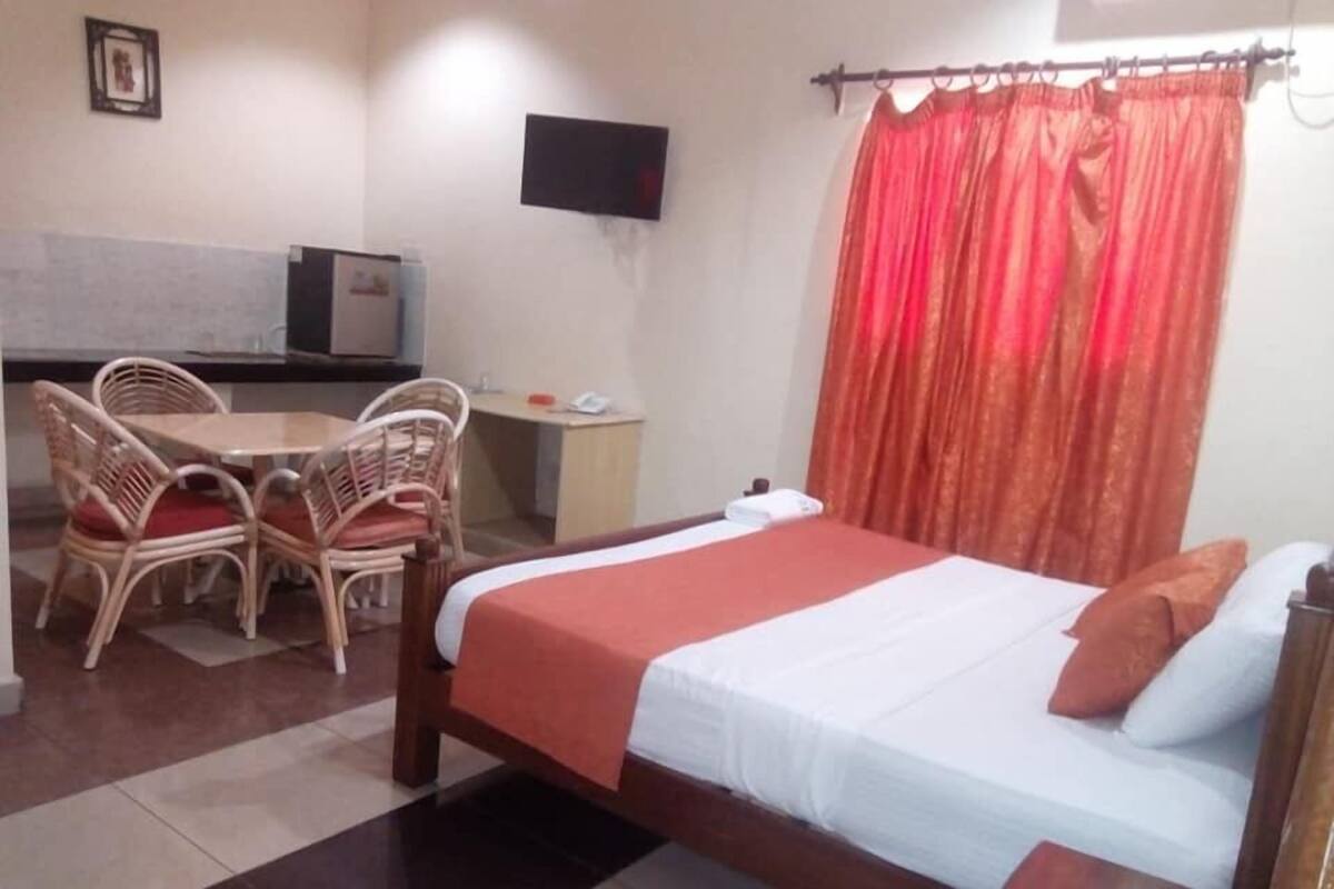 Iron/ironing board (on request), WiFi (free), bed sheets