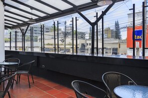 Teras rooftop