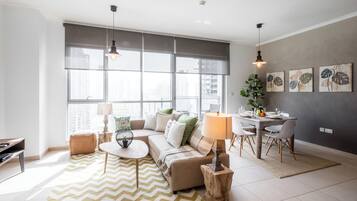 Apartamento, 1 quarto, vista para a cidade | 1 quarto, cofres nos quartos, cortinas blackout, quartos à prova de som