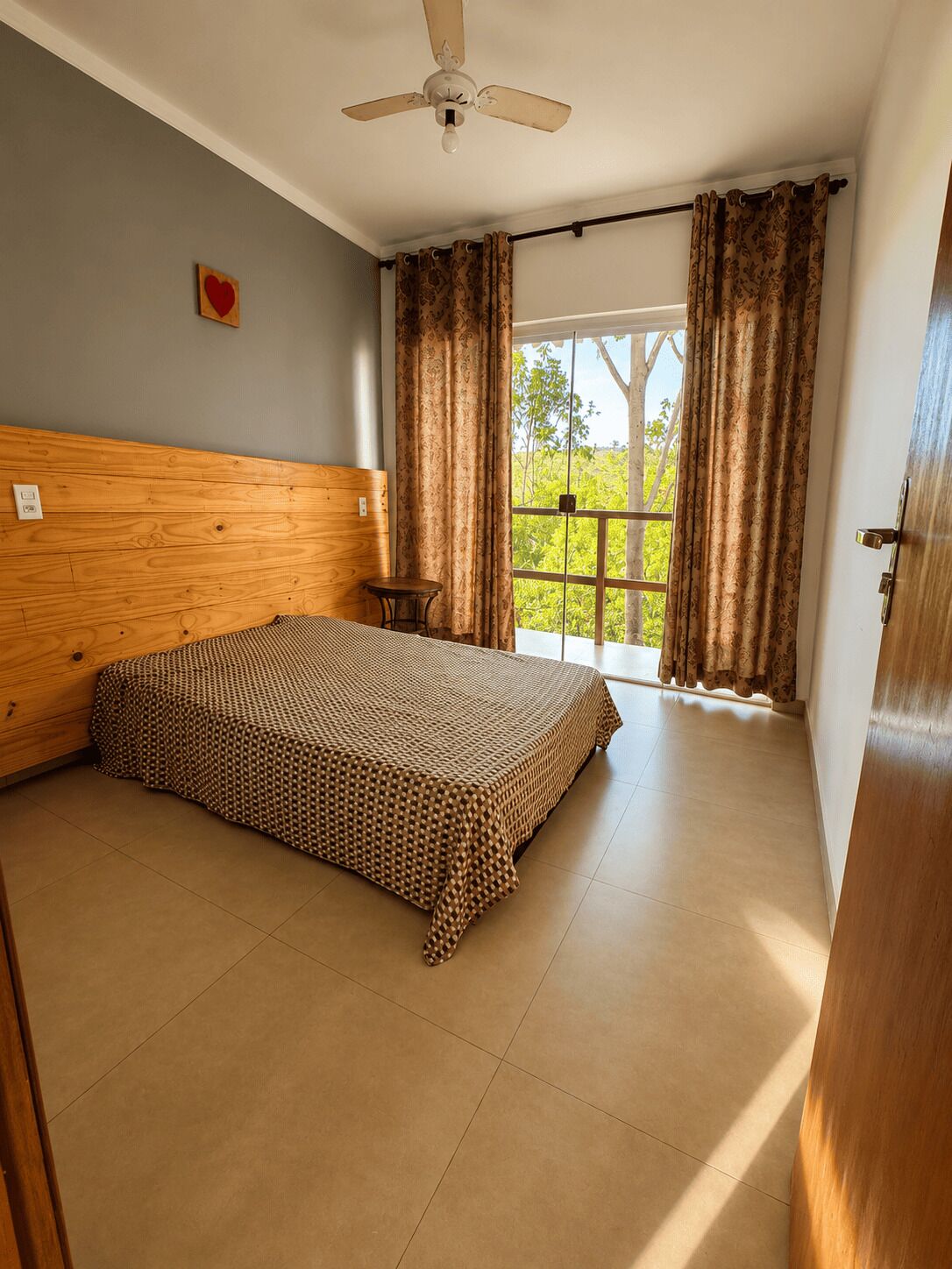 5 bedrooms, WiFi (free)