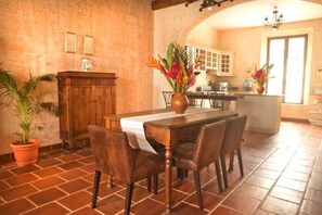 Interior - Casa Santa Catarina (Antigua Guatemala)