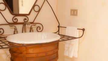 Comfort Villa, Multiple Beds, Poolside | Bathroom sink