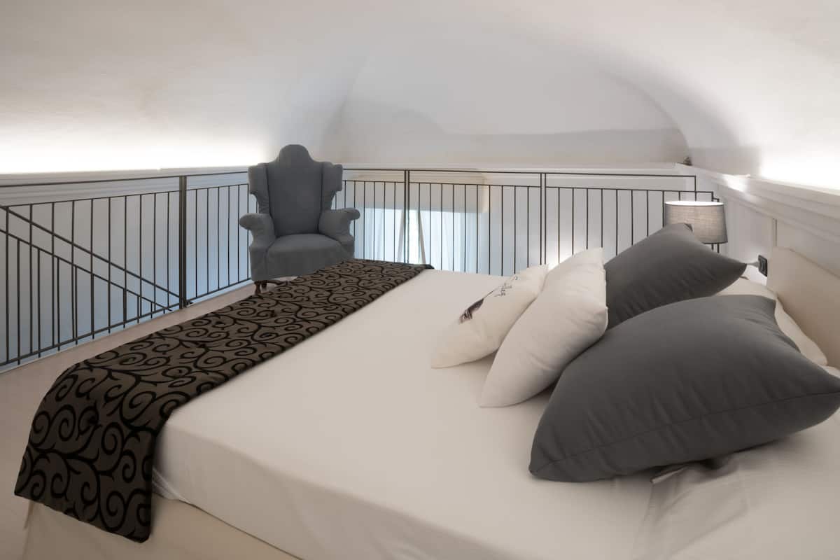 Junior-Suite, Gartenblick | Zimmersafe, Schreibtisch, Bügeleisen/Bügelbrett, Zustellbetten