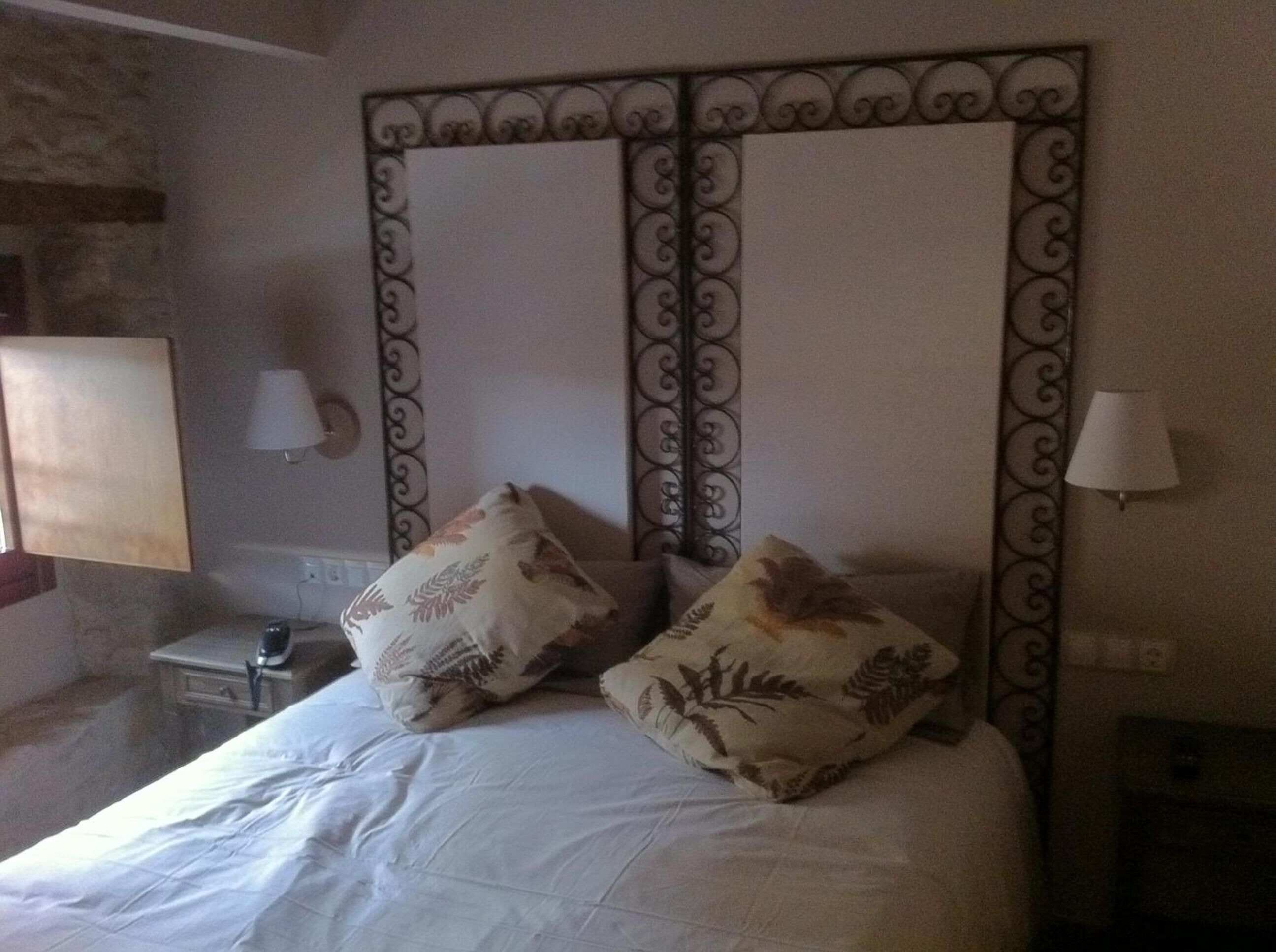 down duvets, in-room safe, free wifi, bed sheets