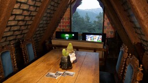 Nerds! | WiFi (free), individually decorated, individually furnished, bed sheets - Hicksville Pines Chalets & Motel (Idyllwild)