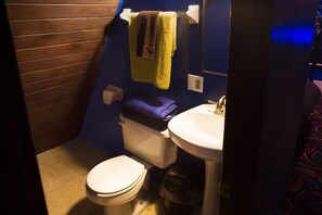 全景小木屋 | 浴室 | 提供毛巾