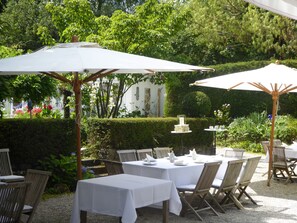 Café da manhã, almoço e jantar