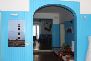 Lobby sitting area - Hotel Ornella (Camaiore)