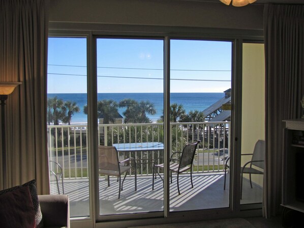 Condo, varias camas, vista a la playa (Leeward Key 305) | Balcón