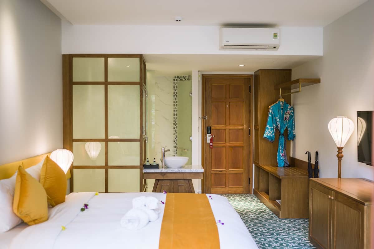 1 soveværelse, minibar, pengeskab på værelset, skrivebord