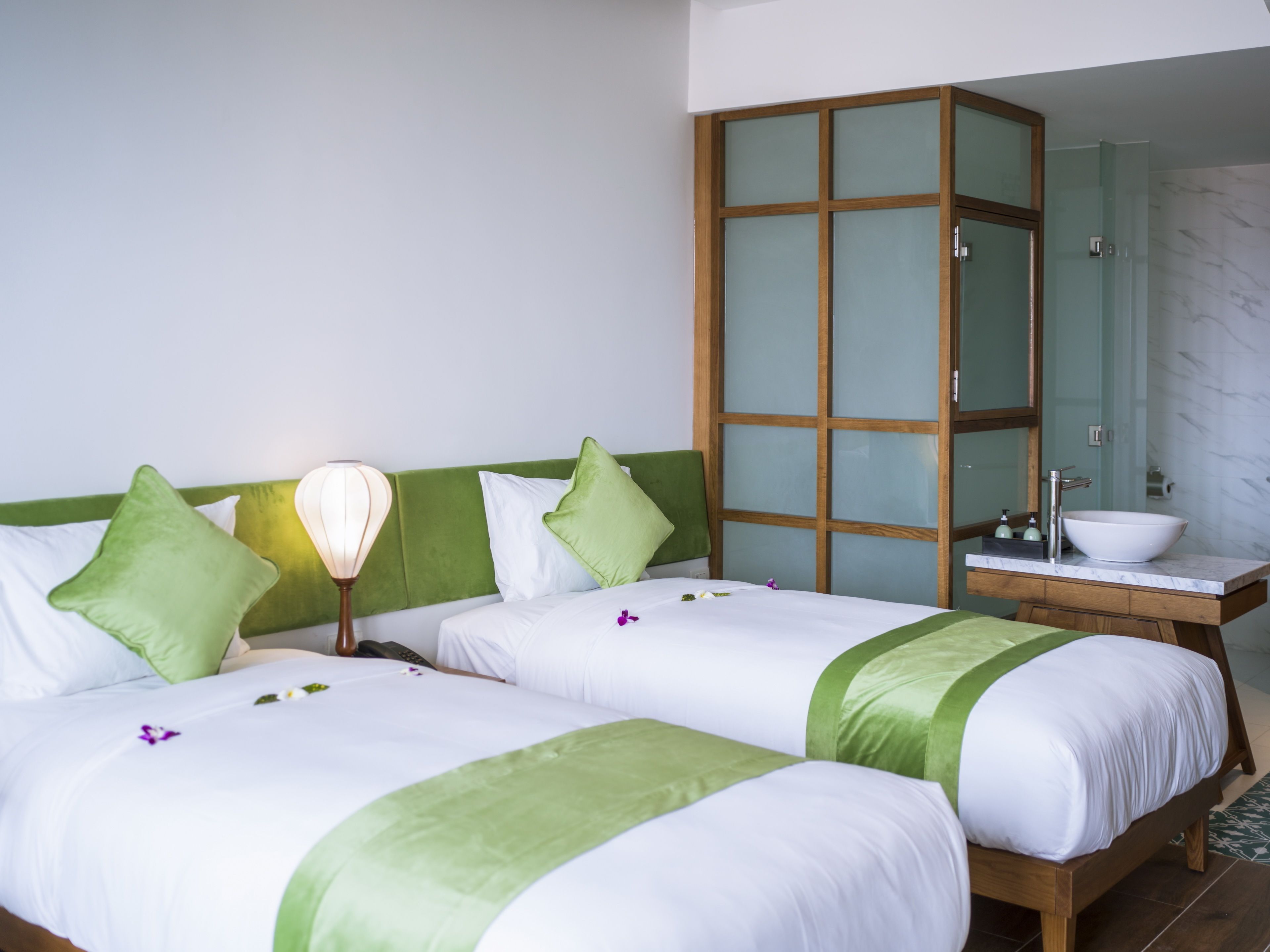 superior room, city view | in-room dining