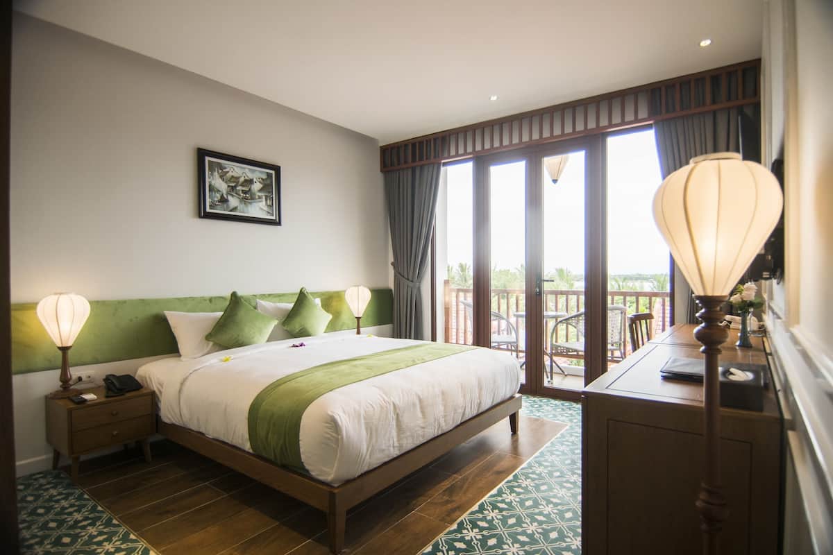 Minibar, két bảo mật tại phòng, bàn, màn/rèm cản sáng 