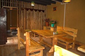 Restaurant - AMA's Village Lodge (Paro)