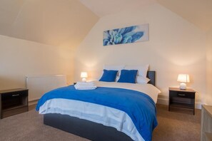 1 chambre, fer et planche à repasser, Wi-Fi gratuit