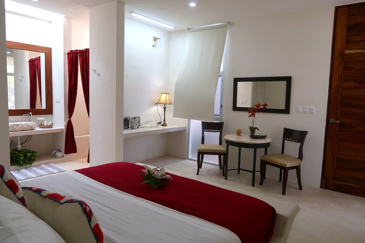 Habitación superior, 1 cama de matrimonio grande | Vistas desde la habitación