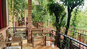 Egyptian cotton sheets, premium bedding, down comforters