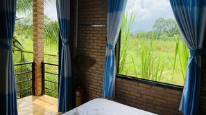 Family Shared Dormitory | Egyptian cotton sheets, premium bedding, down comforters