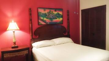 Deluxe Single Room, 1 Katil Kelamin (Double) dengan Katil Sofa, Non Smoking, Ocean View | 1 bilik tidur, seterika/papan seterika, Wi-fi percuma