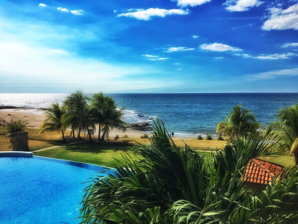 Deluxe Single Room, 1 Double Bed with Sofa bed, Non Smoking, Ocean View | Water view - Suite Rivas 126 Gran Pacifica Resort (Villa El Carmen)