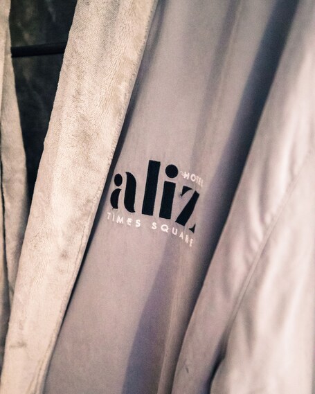 Aliz Hotel Times Square - Image 26