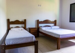 3 bedrooms, free WiFi - Alecrim do Campo - Casa para 12 pessoas com 3 quartos (Guape)