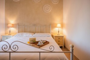 Basic Double Room | Individually decorated, desk, blackout curtains, soundproofing