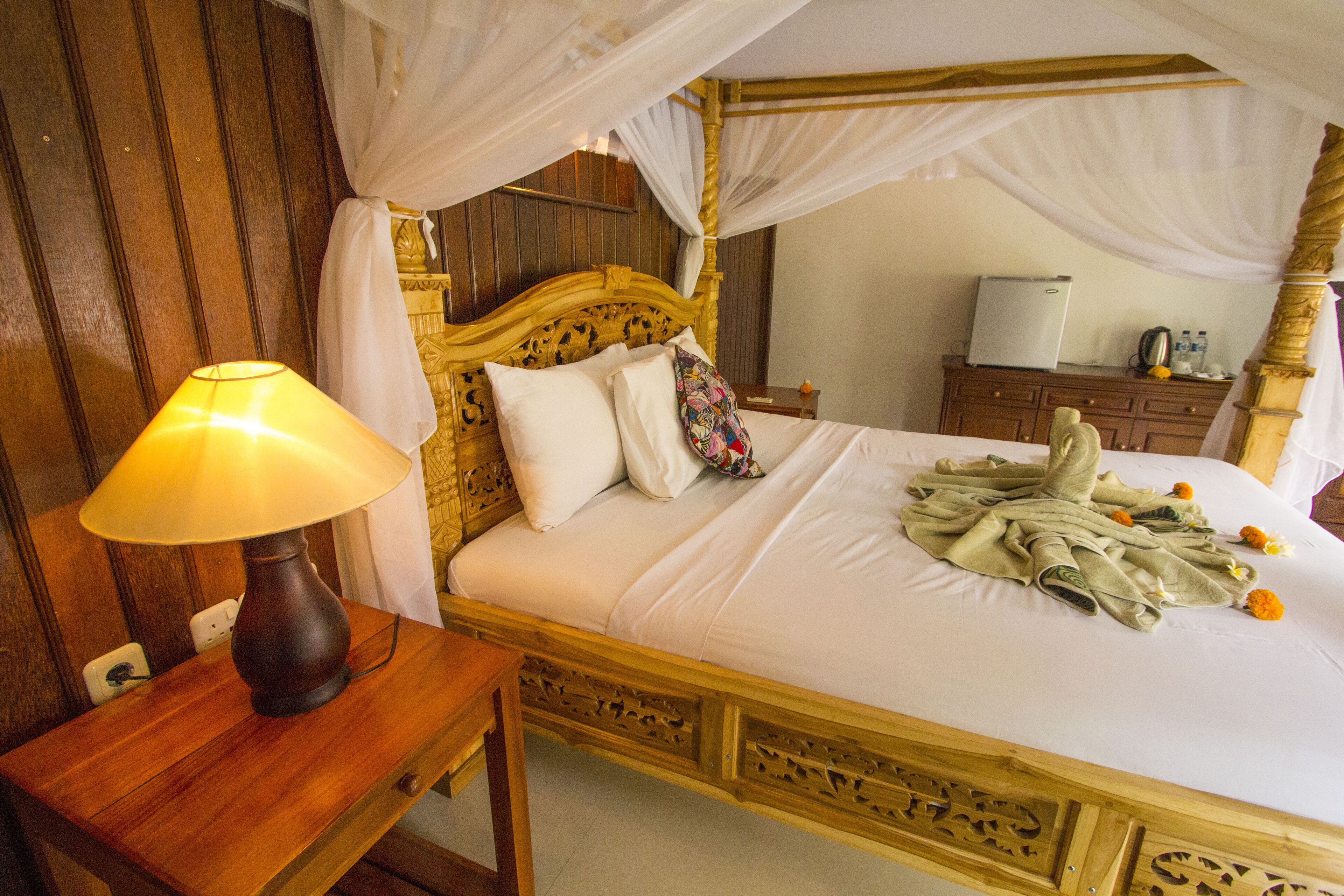 Bungalow Deluxe | 1 dormitorio, caja fuerte, escritorio y wifi gratis