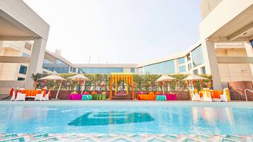 Piscina a l'aire lliure