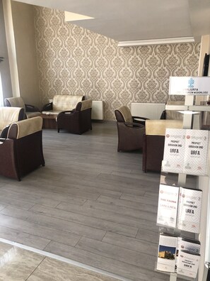 Sittområde i lobbyn