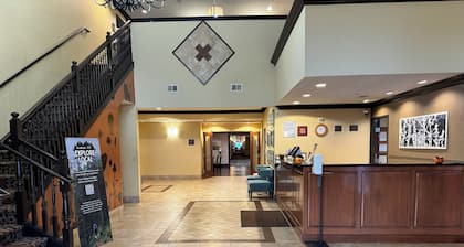 MainStay Suites Madison - Monona