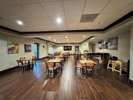 Café da manhã continental grátis todos os dias