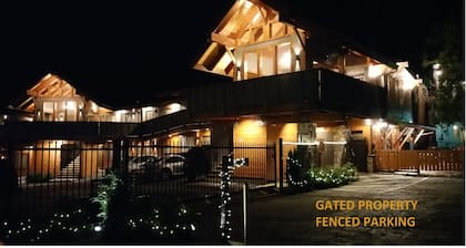 Gondola Lodge with Free Beach Voucher