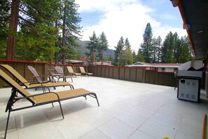 Terrace/patio - Gondola Lodge (South Lake Tahoe)