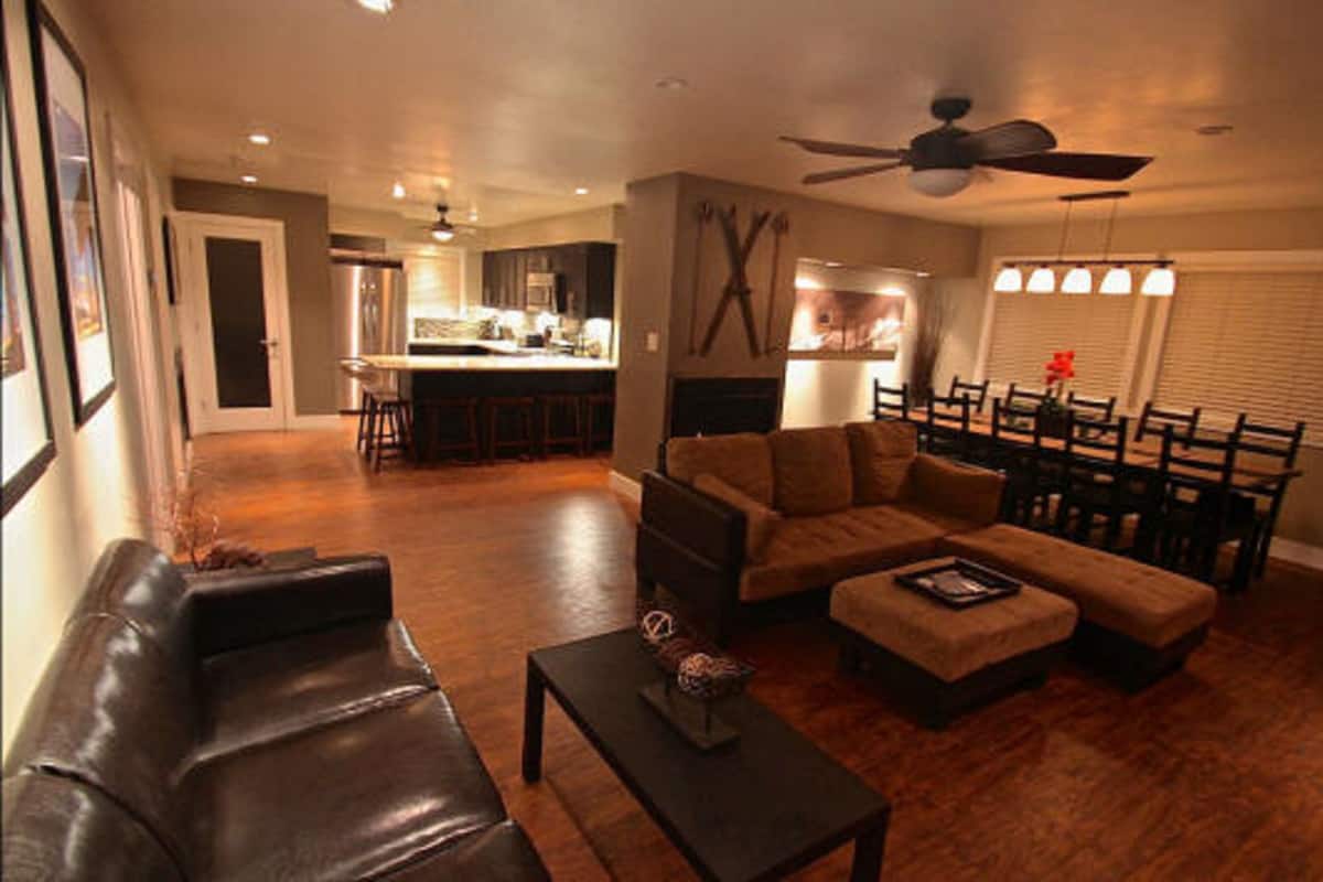 42-inch flat-screen TV with satellite channels, TV, heated floors